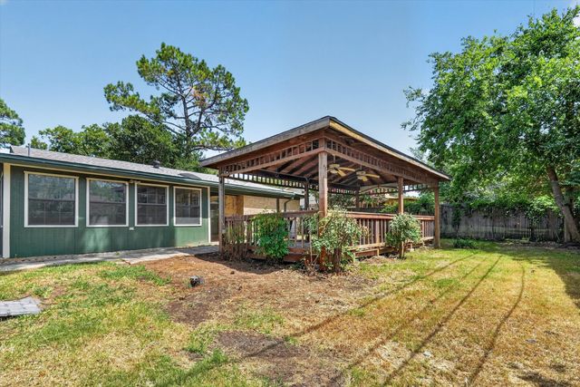 2512 Bent Tree Lane, Arlington, TX 76016