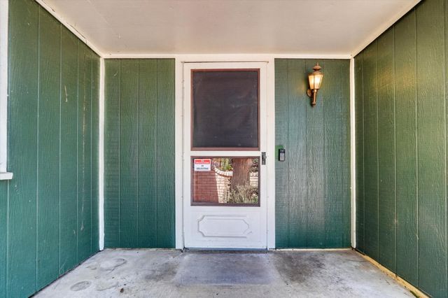 2512 Bent Tree Lane, Arlington, TX 76016