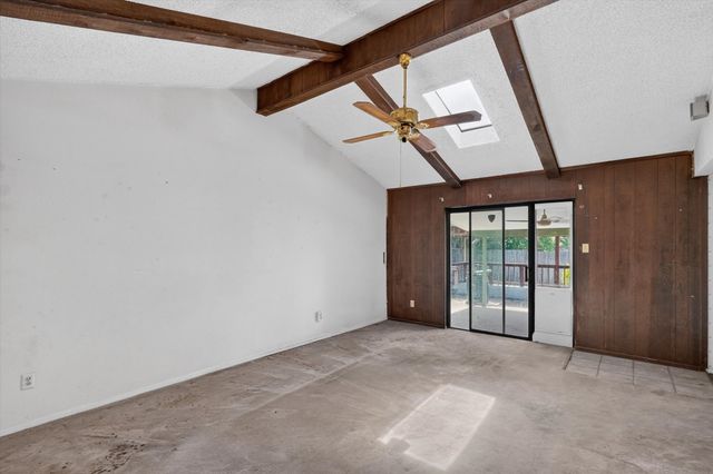 2512 Bent Tree Lane, Arlington, TX 76016