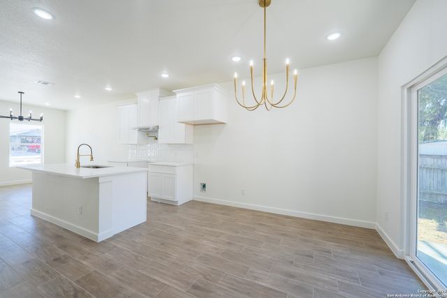 20035 Morrison St, Somerset, TX 78069