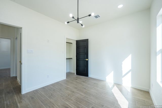 20035 Morrison St, Somerset, TX 78069