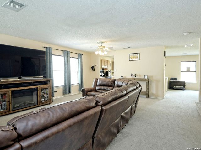 6718 Haven Meadow, Converse, TX 78109