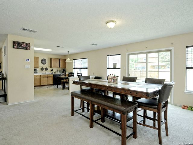 6718 Haven Meadow, Converse, TX 78109