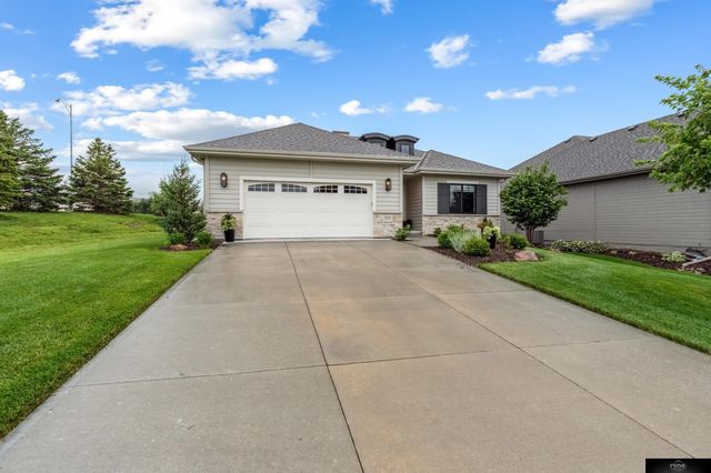 12651 sherman Plaza, Omaha, NE 68138