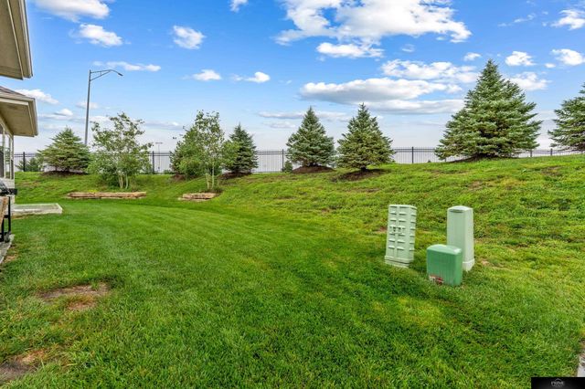 12651 sherman Plaza, Omaha, NE 68138