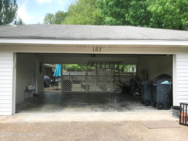 107 Westlake Drive, Brandon, MS 39047