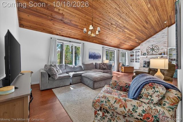 11982 Brandywine Drive, Brighton, MI 48114