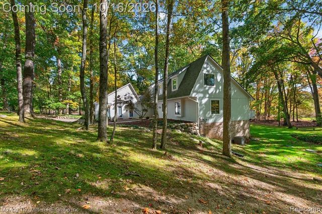 11982 Brandywine Drive, Brighton, MI 48114