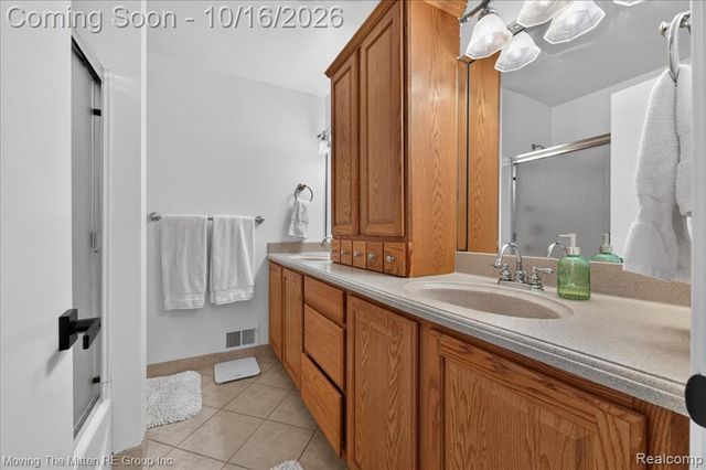 11982 Brandywine Drive, Brighton, MI 48114