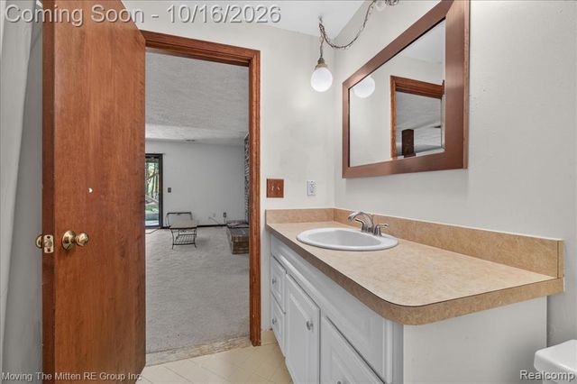 11982 Brandywine Drive, Brighton, MI 48114