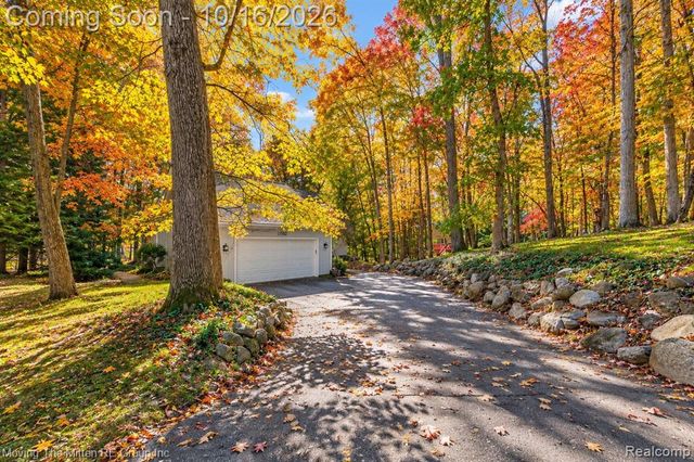 11982 Brandywine Drive, Brighton, MI 48114