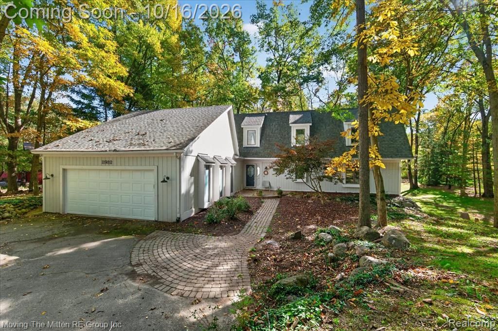 11982 Brandywine Drive, Brighton, MI 48114