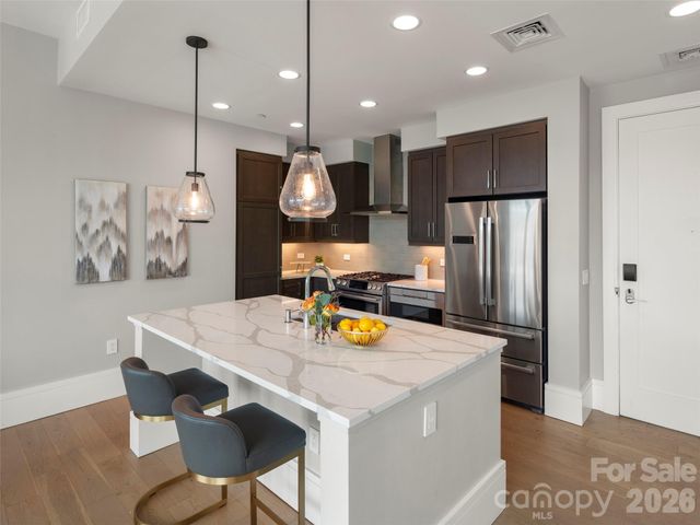 7 Patton Avenue 1104, Asheville, NC 28801