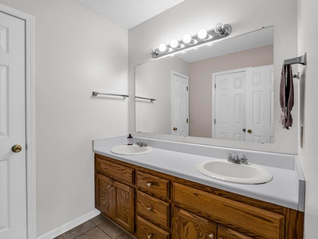 135 Mildred Ave, Gaffney, SC 29341