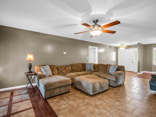 135 Mildred Ave, Gaffney, SC 29341