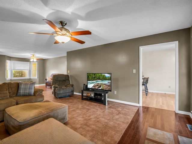 135 Mildred Ave, Gaffney, SC 29341