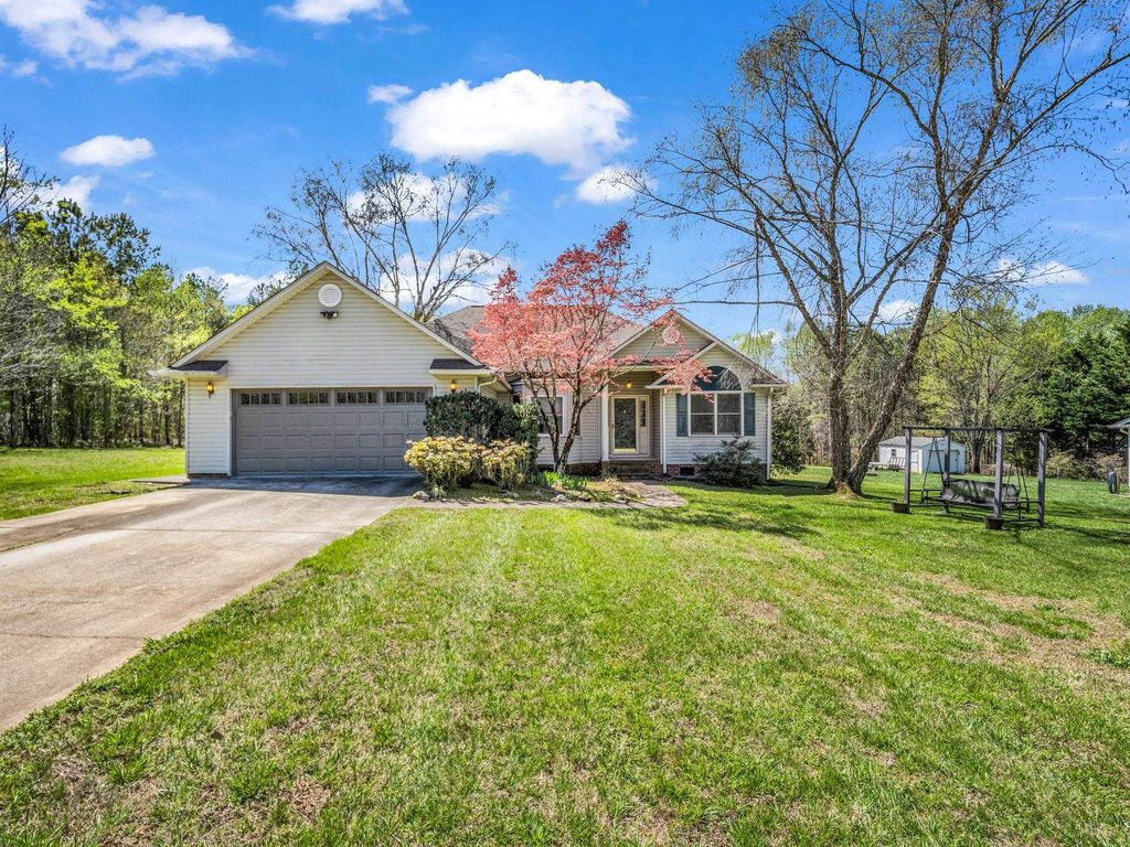 135 Mildred Ave, Gaffney, SC 29341