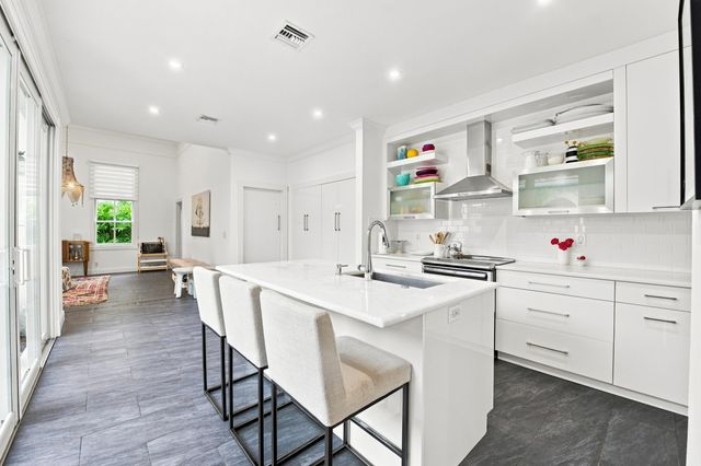 5756 NW 39TH Way, Boca Raton, FL 33496