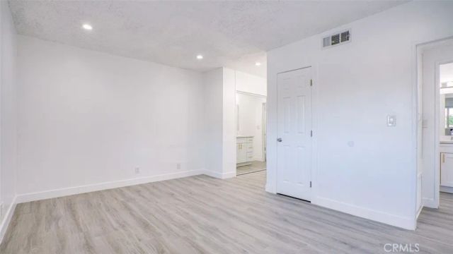 6104 Costello Avenue, Valley Glen, CA 91401