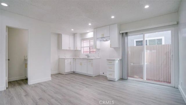 6104 Costello Avenue, Valley Glen, CA 91401