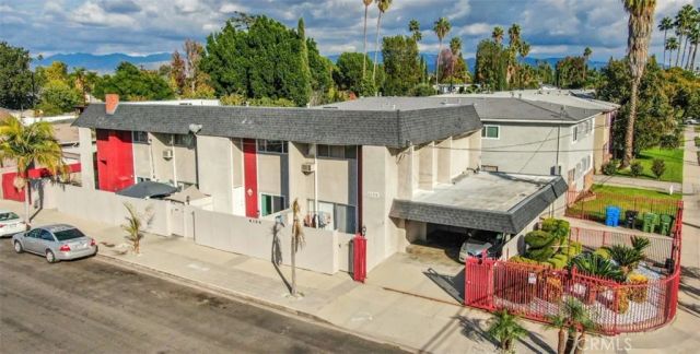 6104 Costello Avenue, Valley Glen, CA 91401