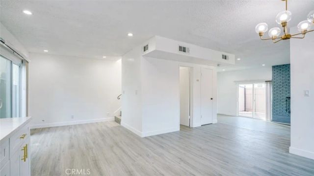 6104 Costello Avenue, Valley Glen, CA 91401