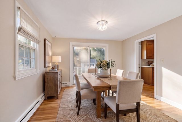 2 Dorset Circle, Andover, MA 01810