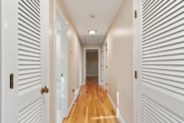 2 Dorset Circle, Andover, MA 01810