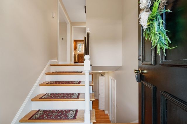2 Dorset Circle, Andover, MA 01810