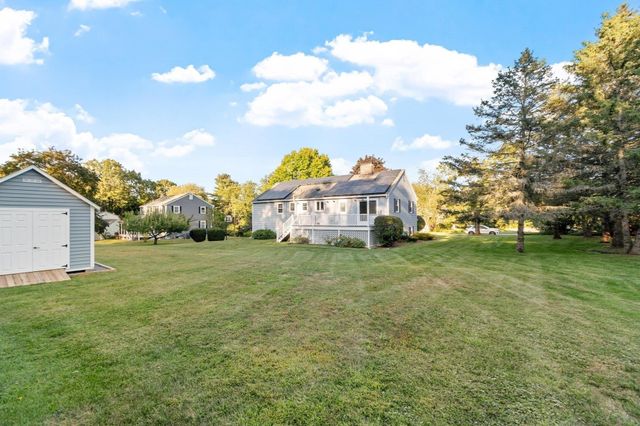 2 Dorset Circle, Andover, MA 01810