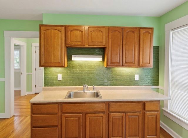 3 Orchard St A, Millbury, MA 01527