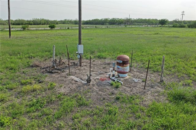 0000 FM 1352, Alice, TX 78332