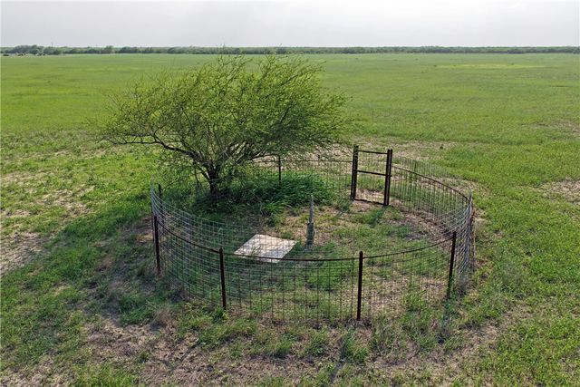 0000 FM 1352, Alice, TX 78332