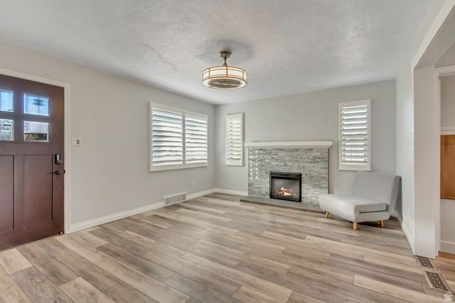 2567 E SIMPSON AVE, Salt Lake City, UT 84109