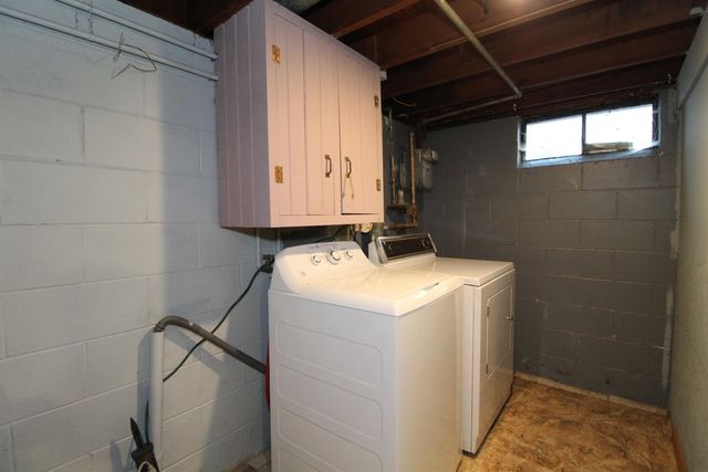 1166 Easton Avenue, Waterloo, IA 50702