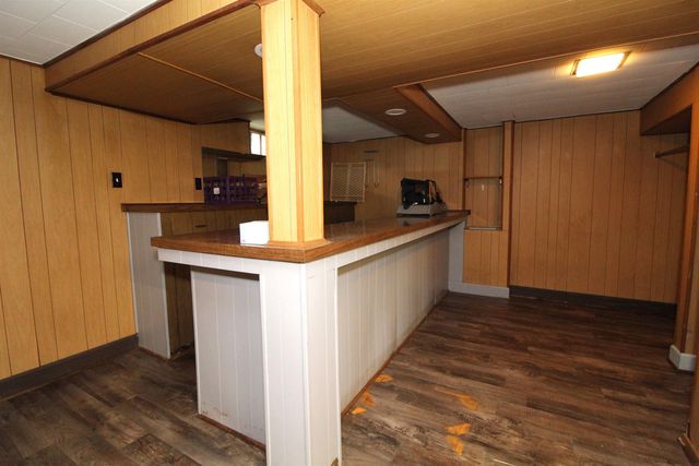 1166 Easton Avenue, Waterloo, IA 50702