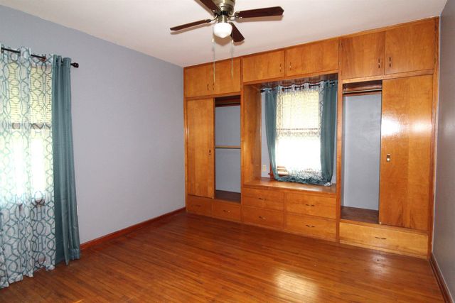 1166 Easton Avenue, Waterloo, IA 50702