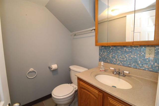 1166 Easton Avenue, Waterloo, IA 50702