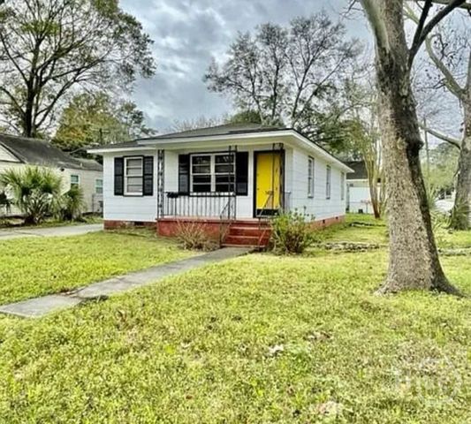 1401 E 33rd Street, Savannah, GA 31404