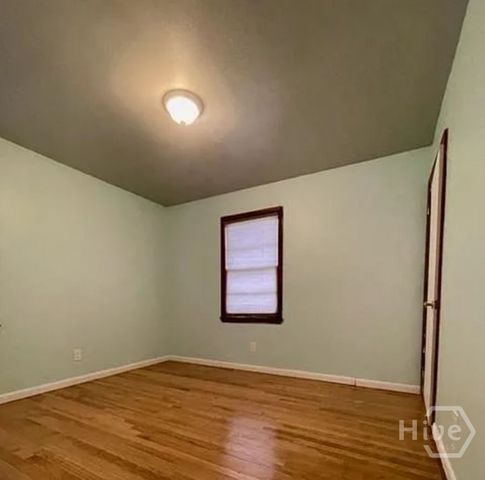 1401 E 33rd Street, Savannah, GA 31404