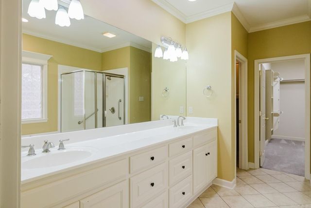 17 Glasgow Court, Little Rock, AR 72211