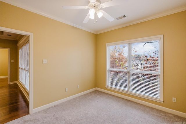 17 Glasgow Court, Little Rock, AR 72211