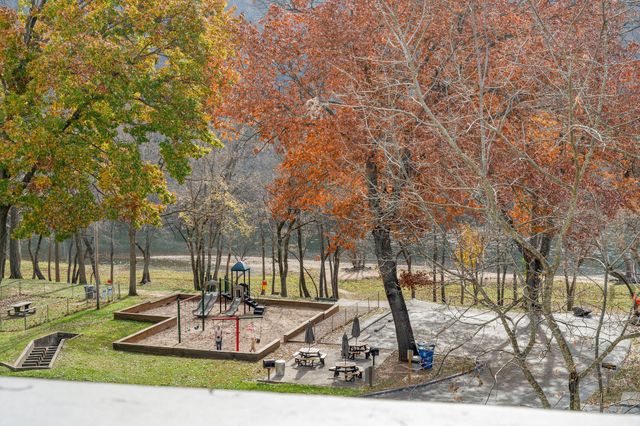 318 Wimbledon Drive 8, Branson, MO 65616