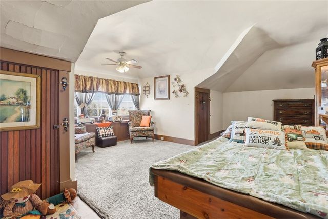 4000 Brownsville Rd, Brentwood, PA 15227