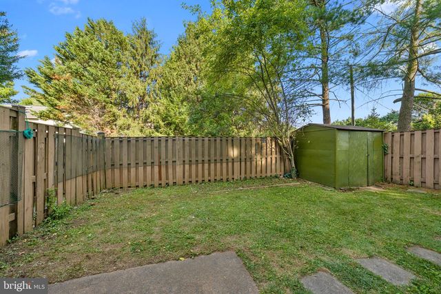 2829 GROVEMORE LN, Vienna, VA 22180