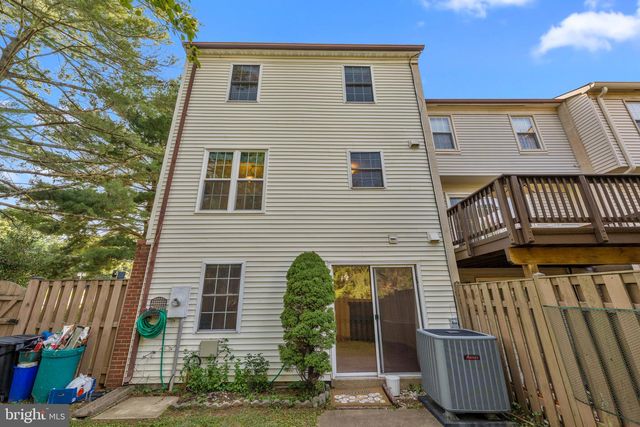 2829 GROVEMORE LN, Vienna, VA 22180