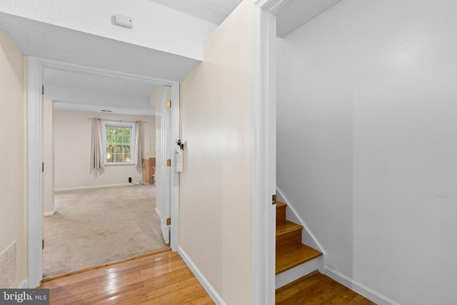 2829 GROVEMORE LN, Vienna, VA 22180