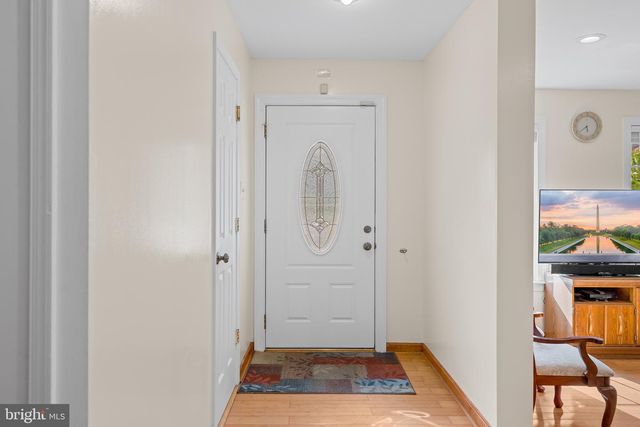 2829 GROVEMORE LN, Vienna, VA 22180