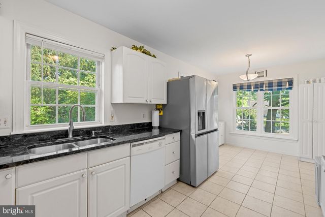 2829 GROVEMORE LN, Vienna, VA 22180