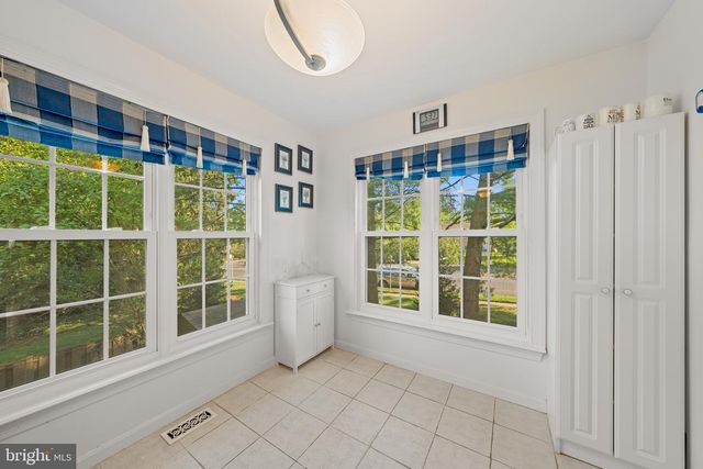 2829 GROVEMORE LN, Vienna, VA 22180